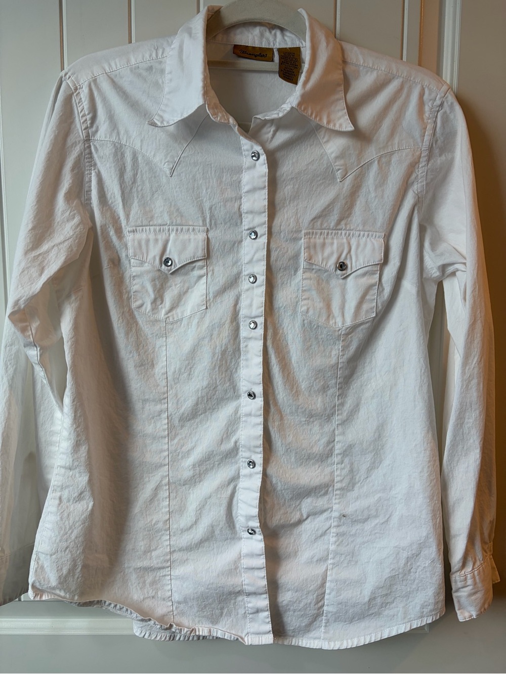 Wrangler-Style Button-Up Shirt for women